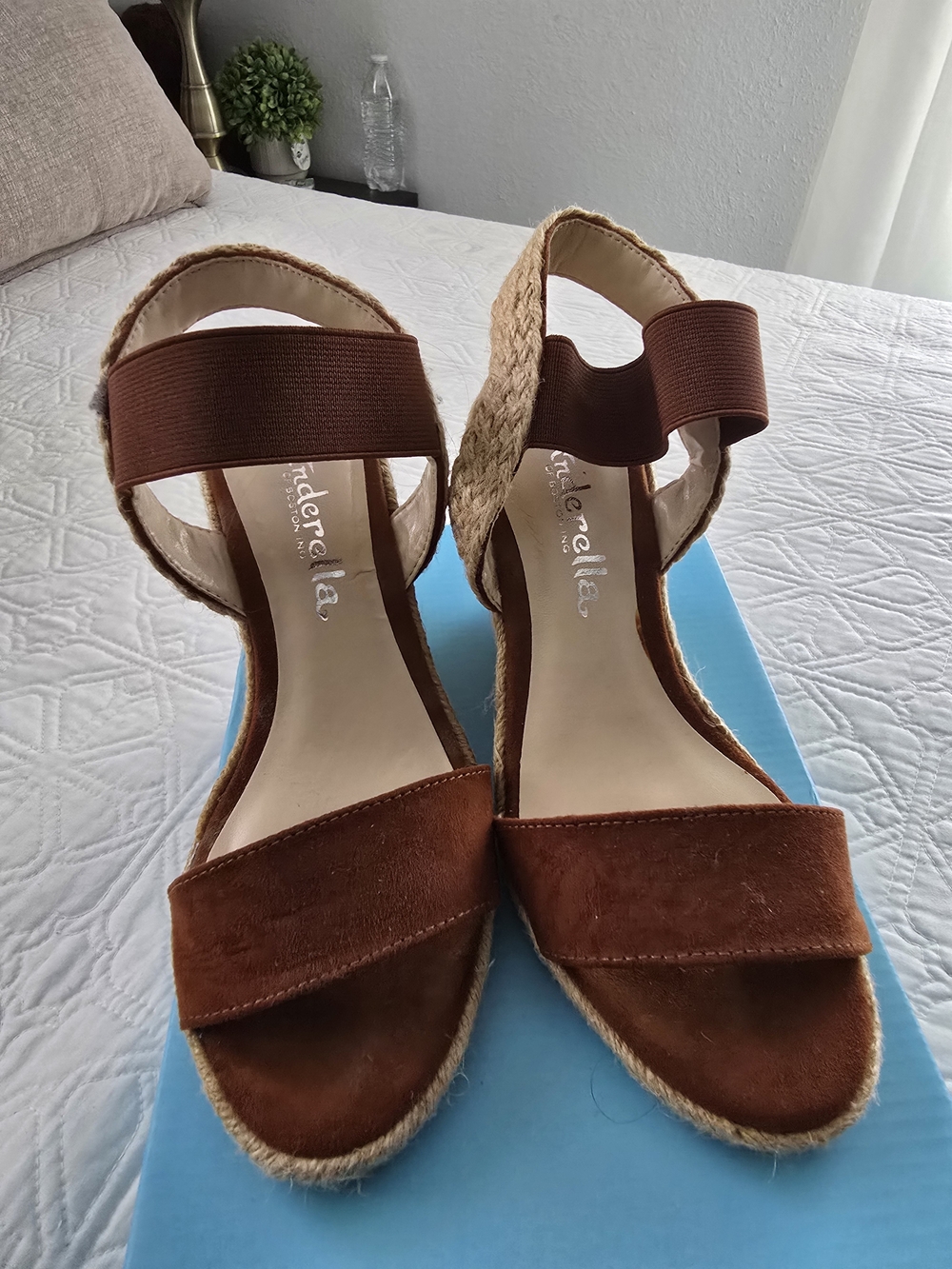 Tilden & Co. Chestnut Suede Espadrille Wedge Sandals